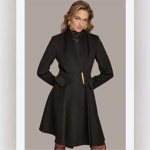 Donna Karan New York Pleated Single-Breasted Coat